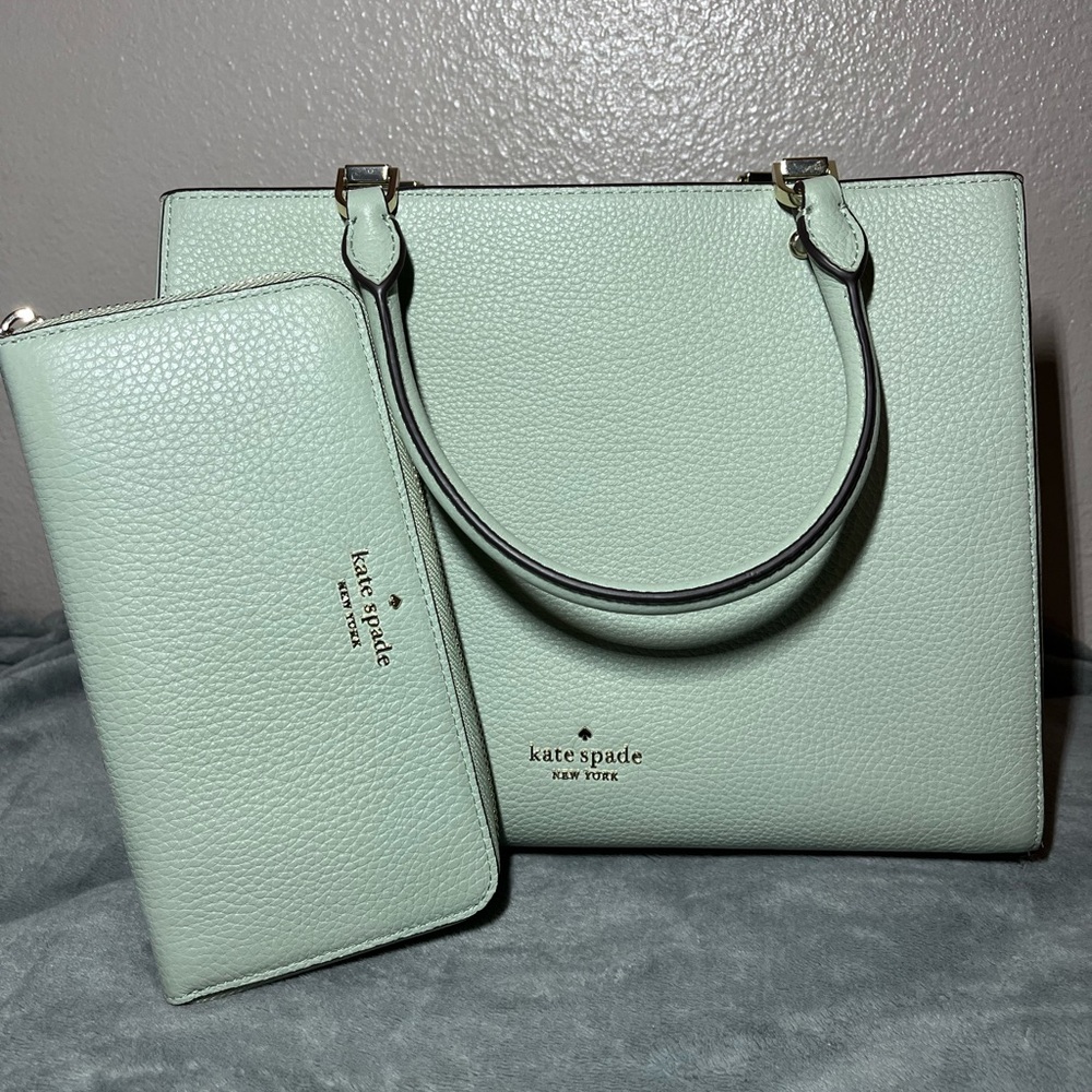Kate spade handbag/ crossbody with wallet
